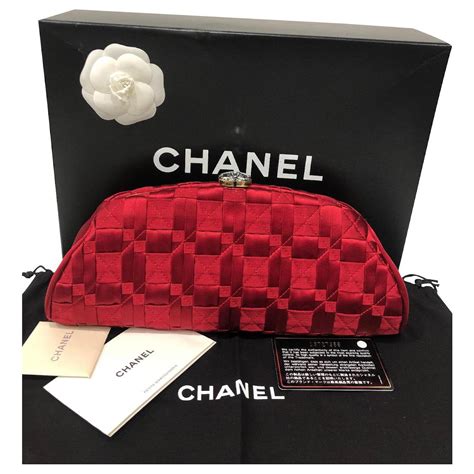 chanel mademoiselle clutch bag